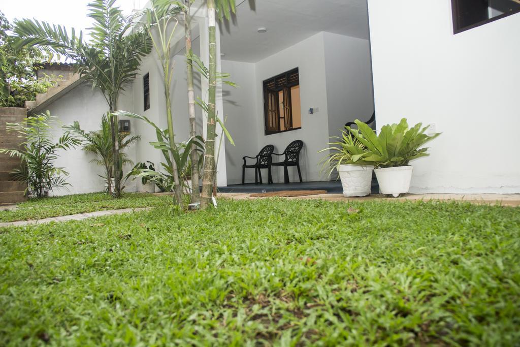 Wonderset Mirissa Hotel Exterior photo